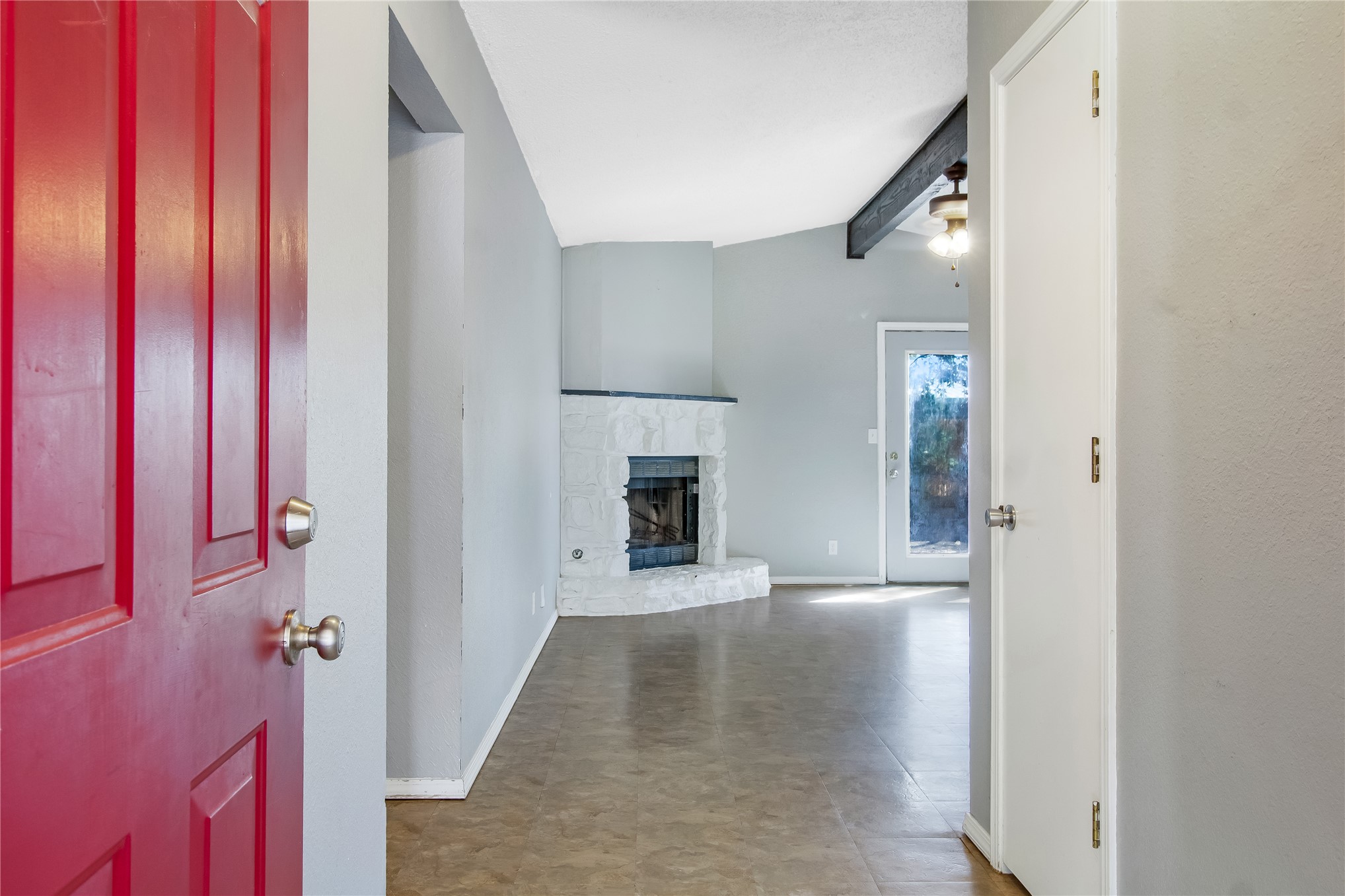 13993 S Poplar Place Property Photo 2