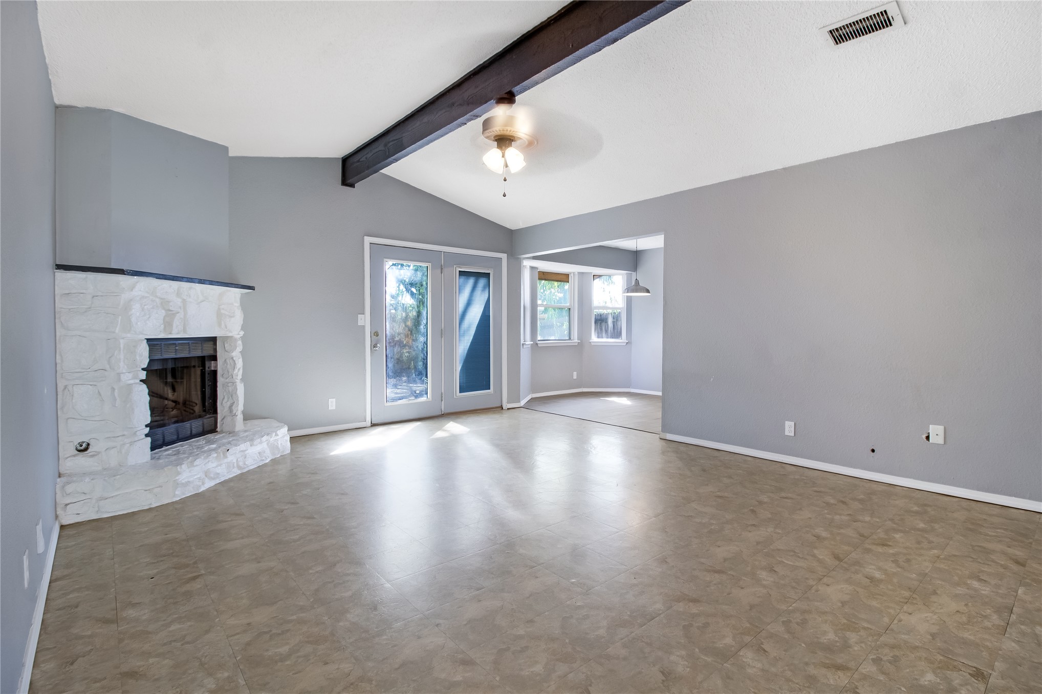 13993 S Poplar Place Property Photo 3