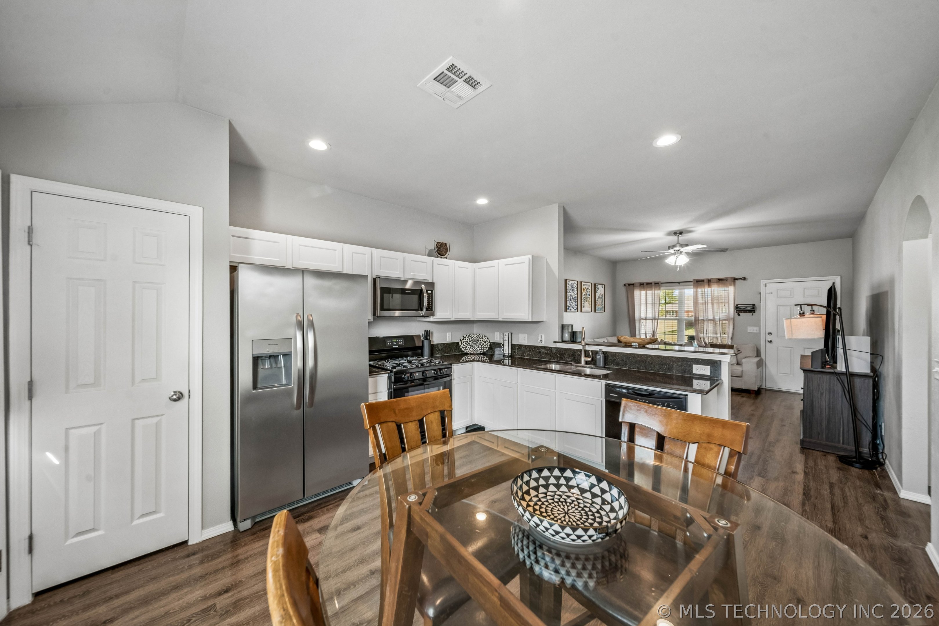 5812 E 146th Place S Property Photo 12