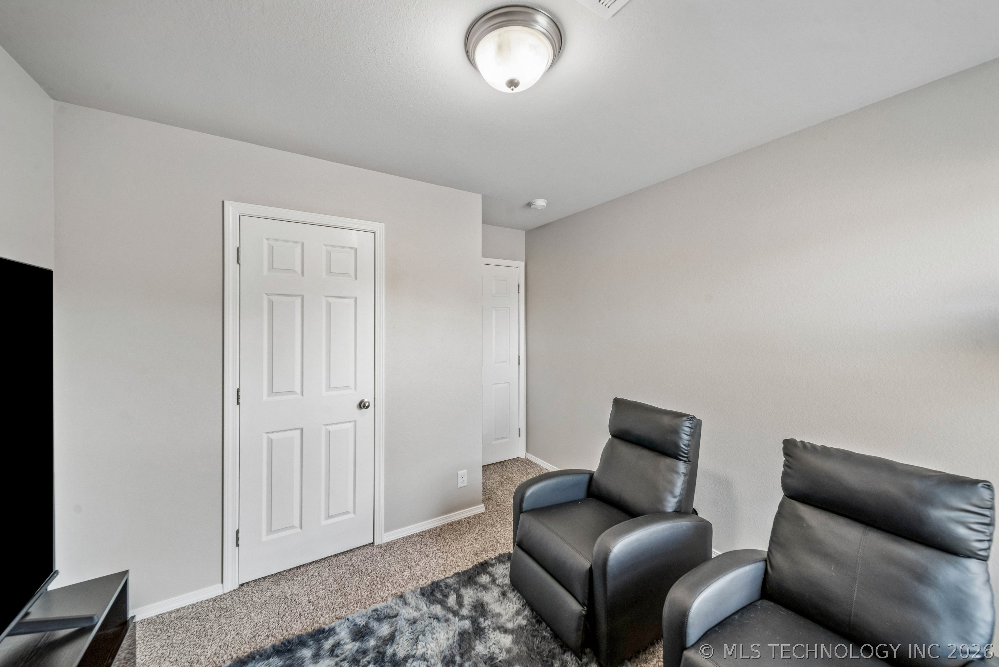 5812 E 146th Place S Property Photo 19