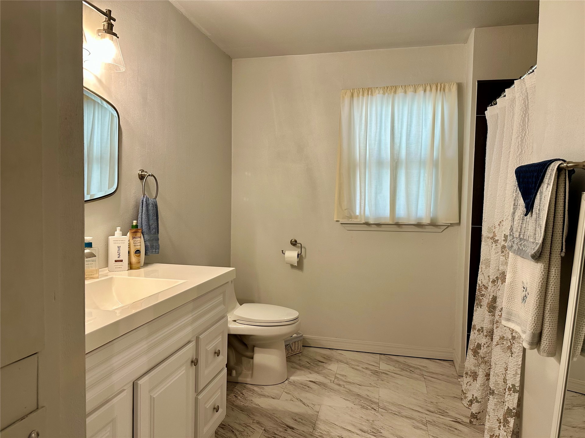 131 S Hyden Avenue Property Photo 11