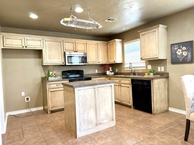 4617 Rock Creek Property Photo 7