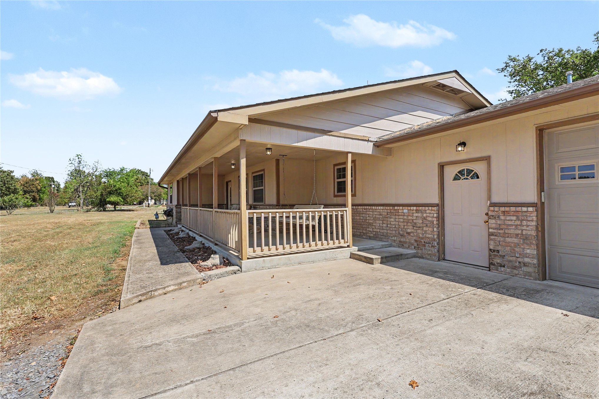 30850 S 550 Road Property Photo 4