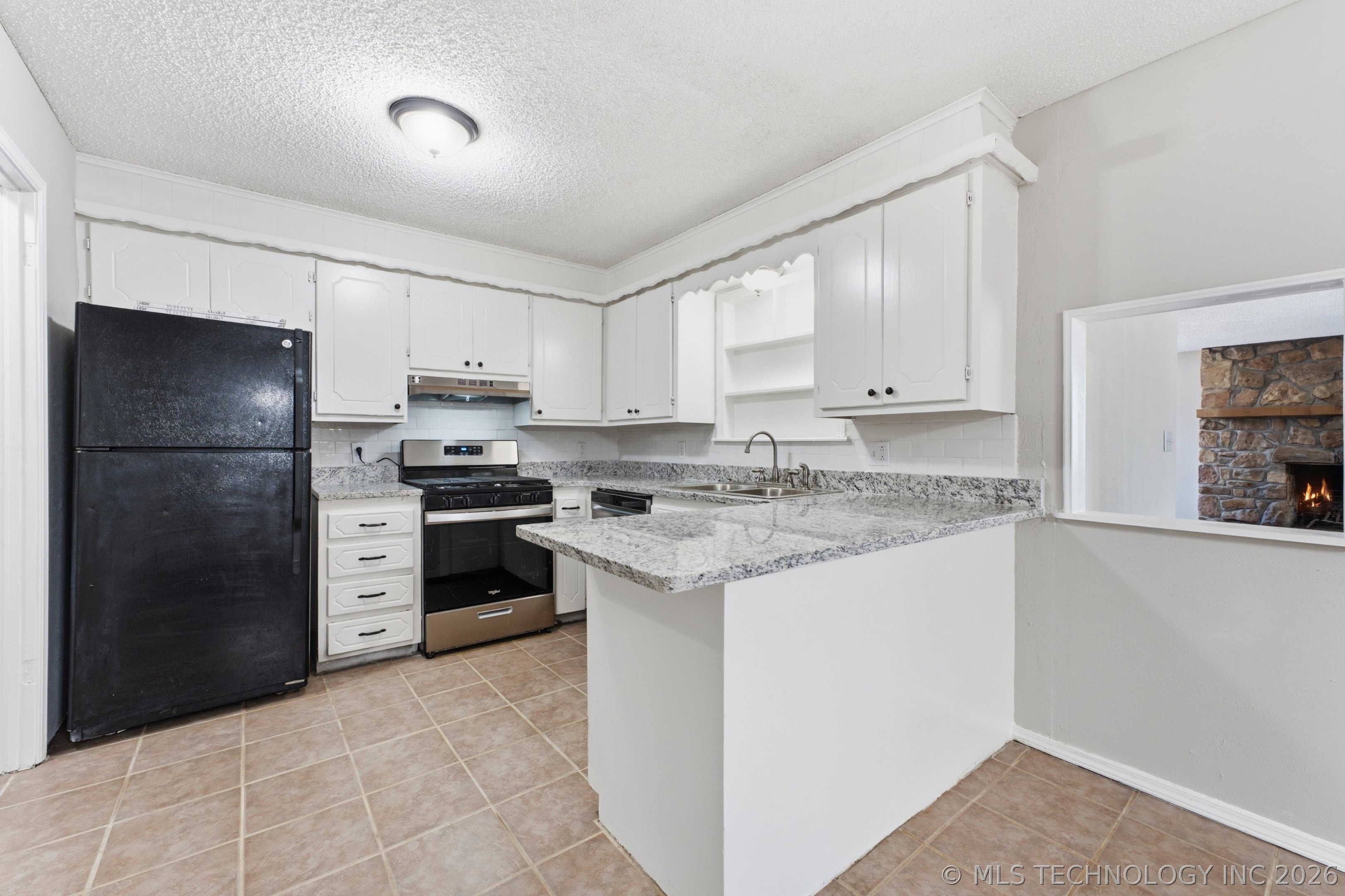 2981 W 66th Street Property Photo 6