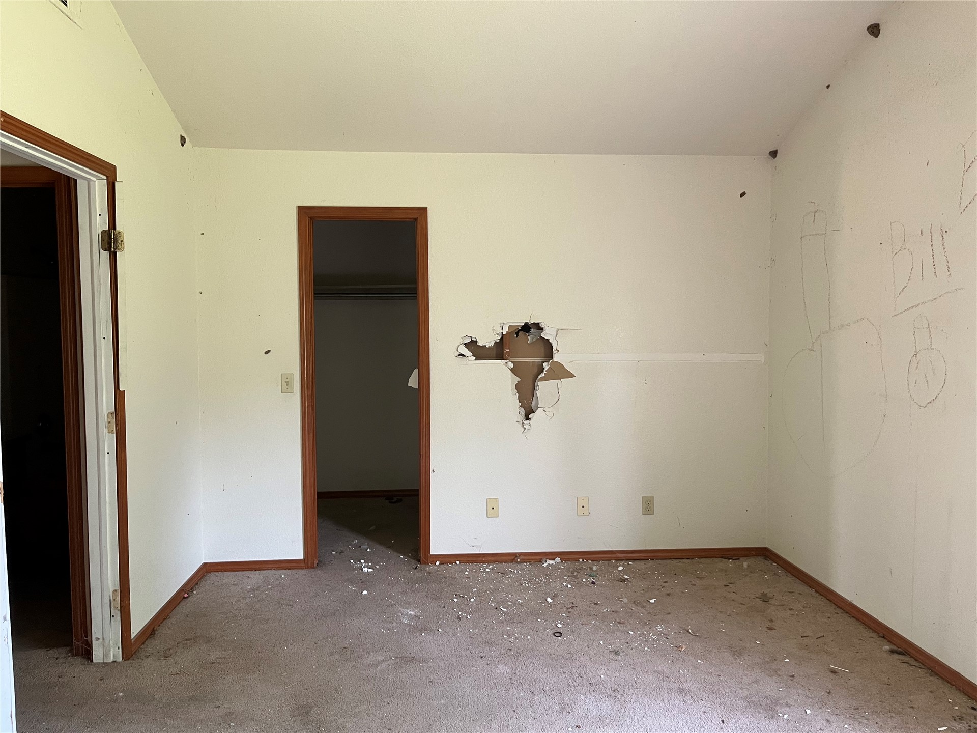 1006 Jahrman Place Property Photo 13