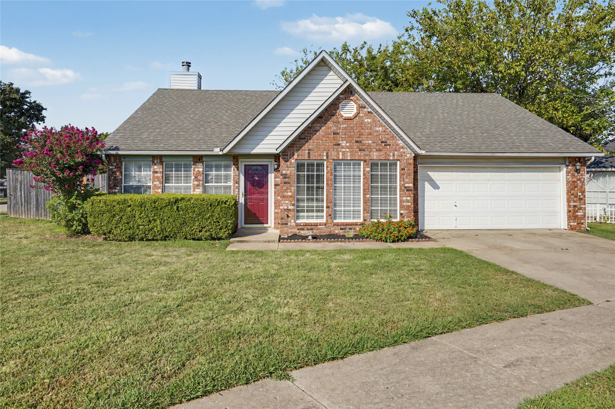 11126 S Mulberry Court Property Photo 2