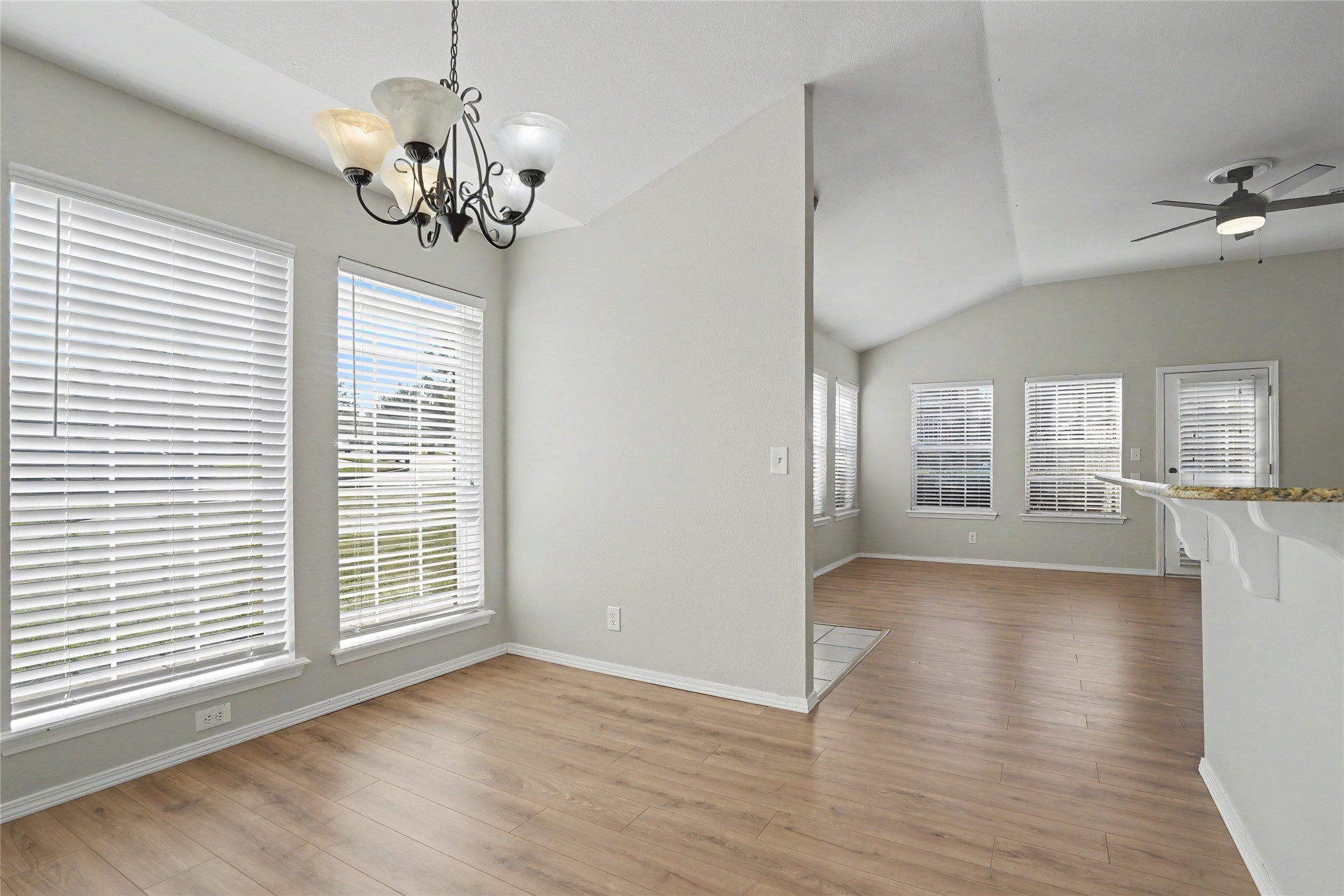 11126 S Mulberry Court Property Photo 10