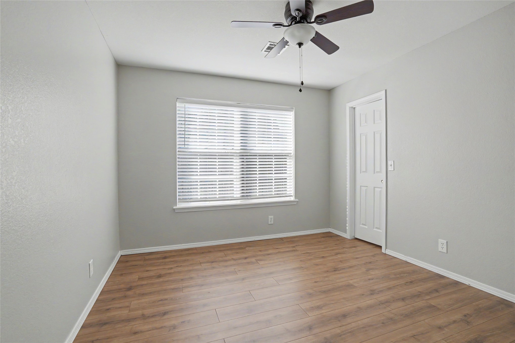 11126 S Mulberry Court Property Photo 23