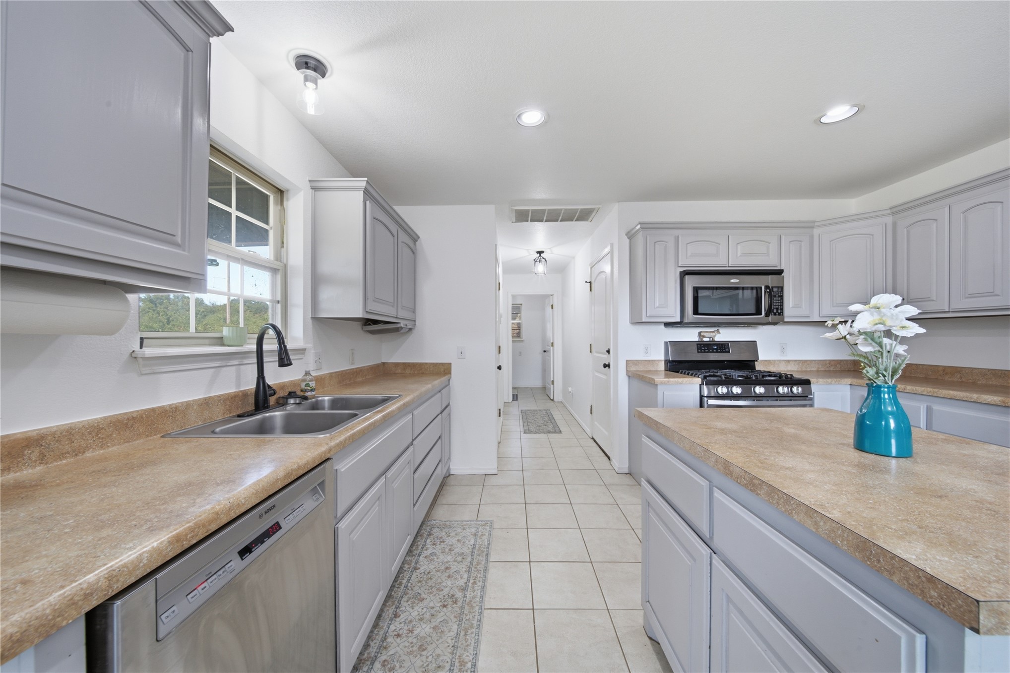 107 E 116th Place Property Photo 12