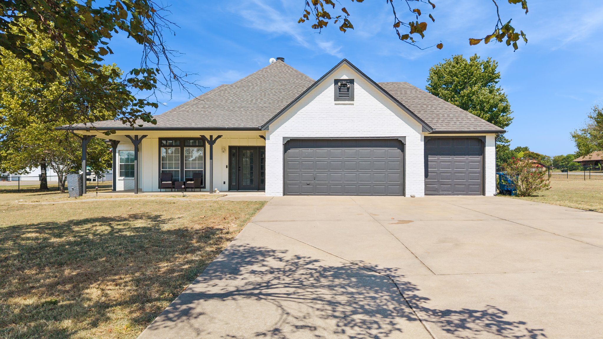 10887 E Canyon Oaks Road Property Photo 1