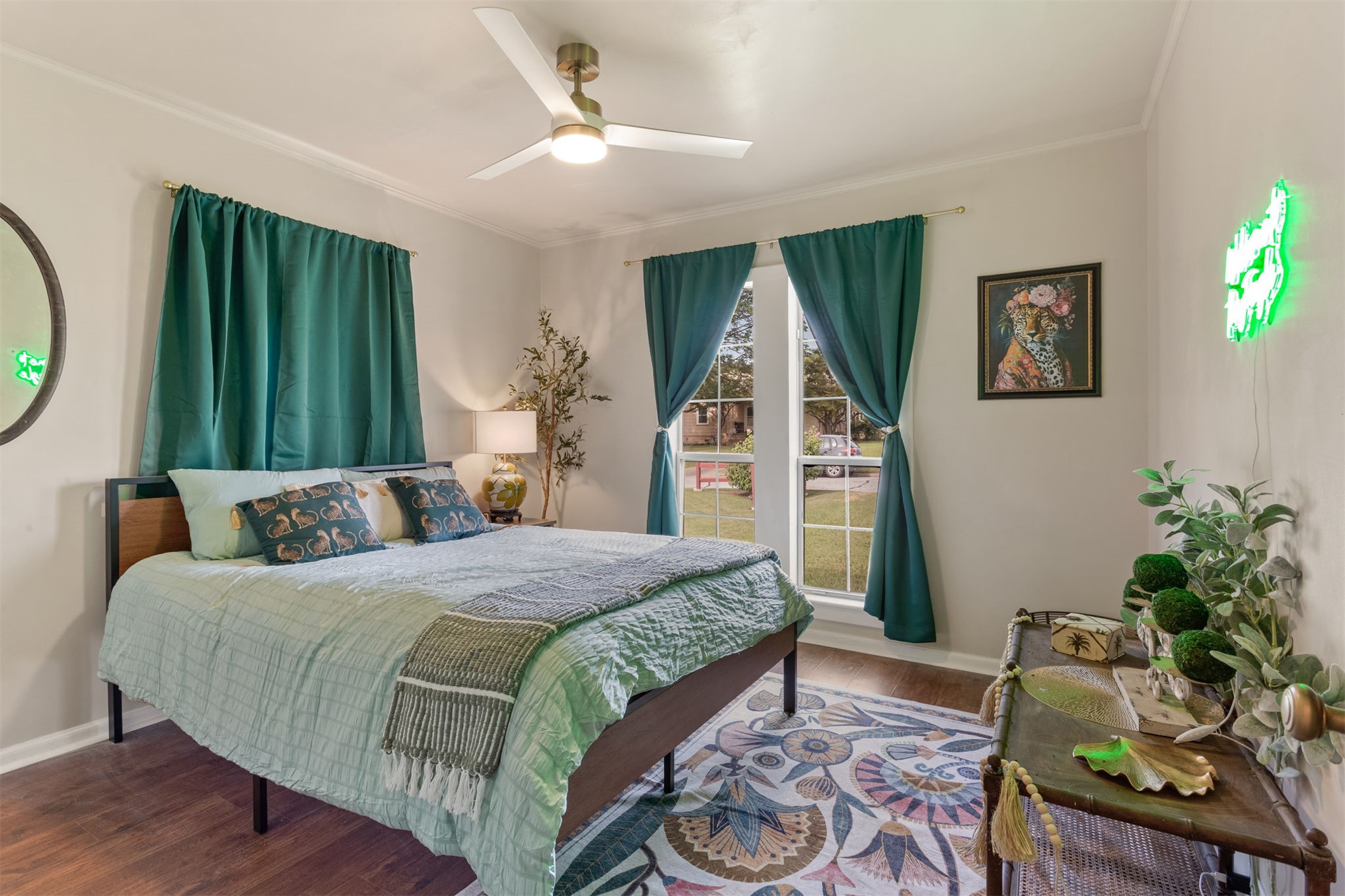 1303 S Darlington Avenue Property Photo 4