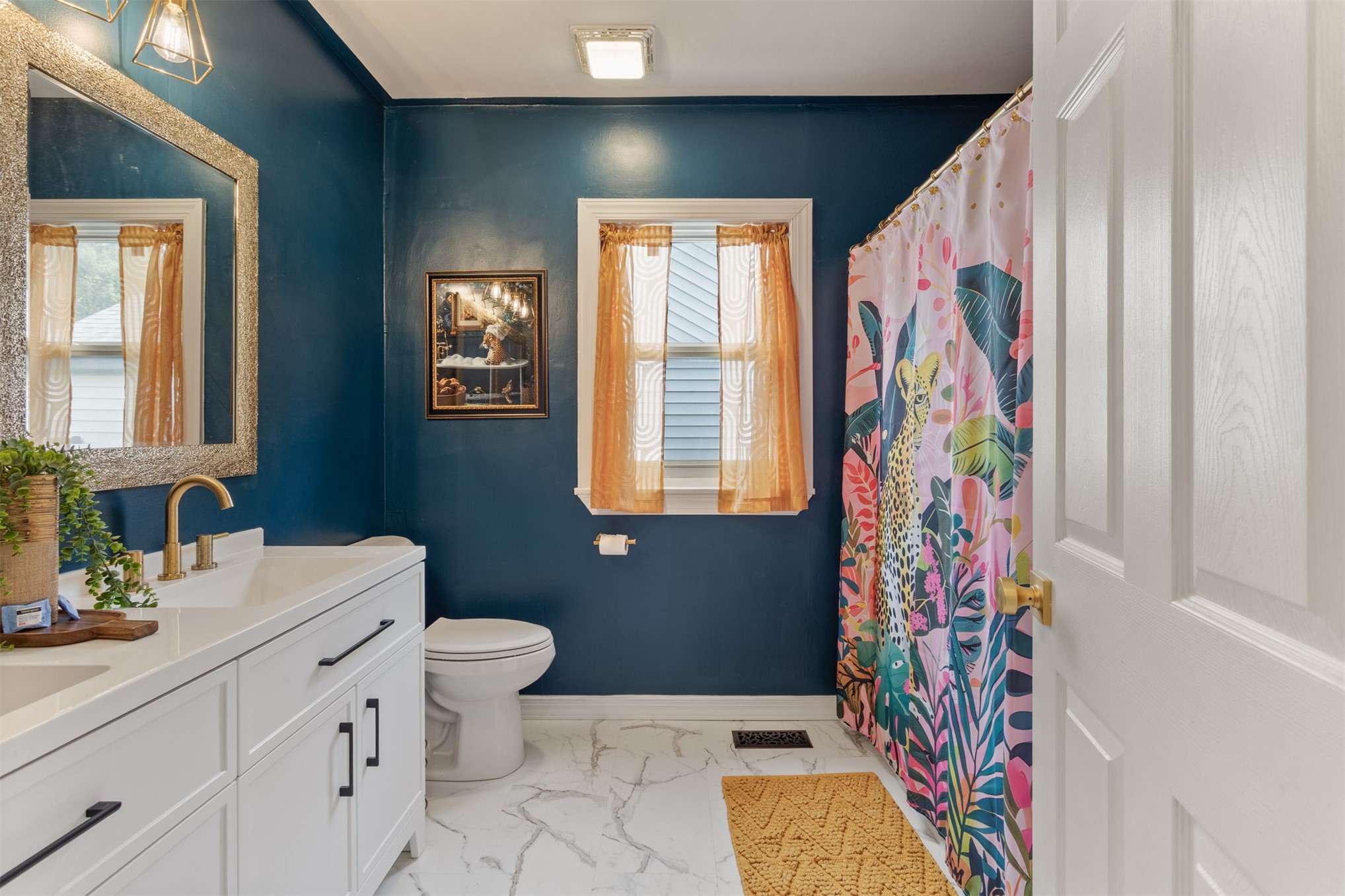 1303 S Darlington Avenue Property Photo 6