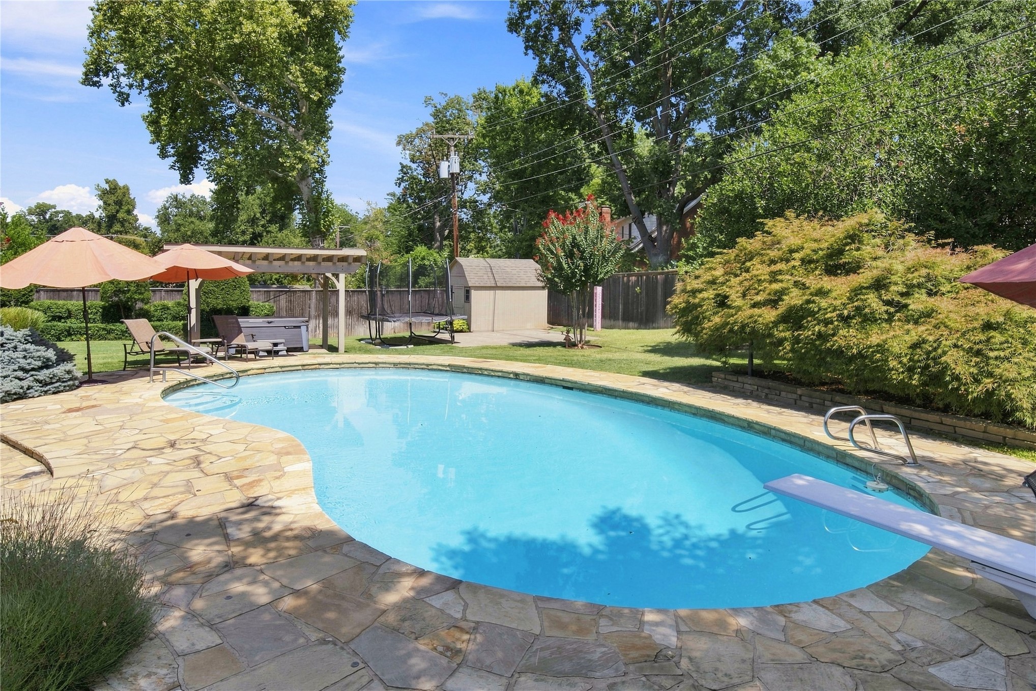 3139 S Atlanta Avenue Property Photo 7