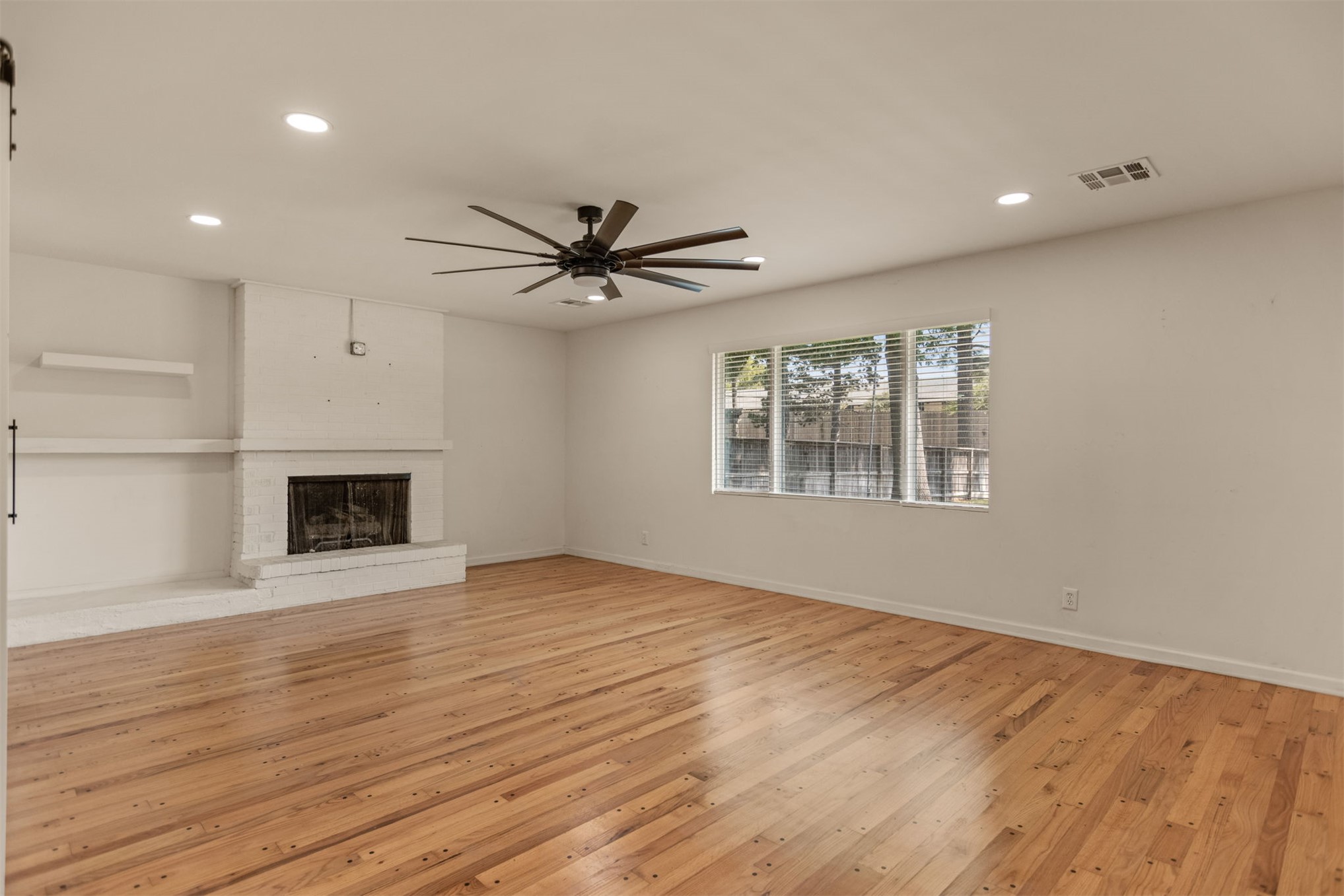2879 S Gary Avenue Property Photo 30
