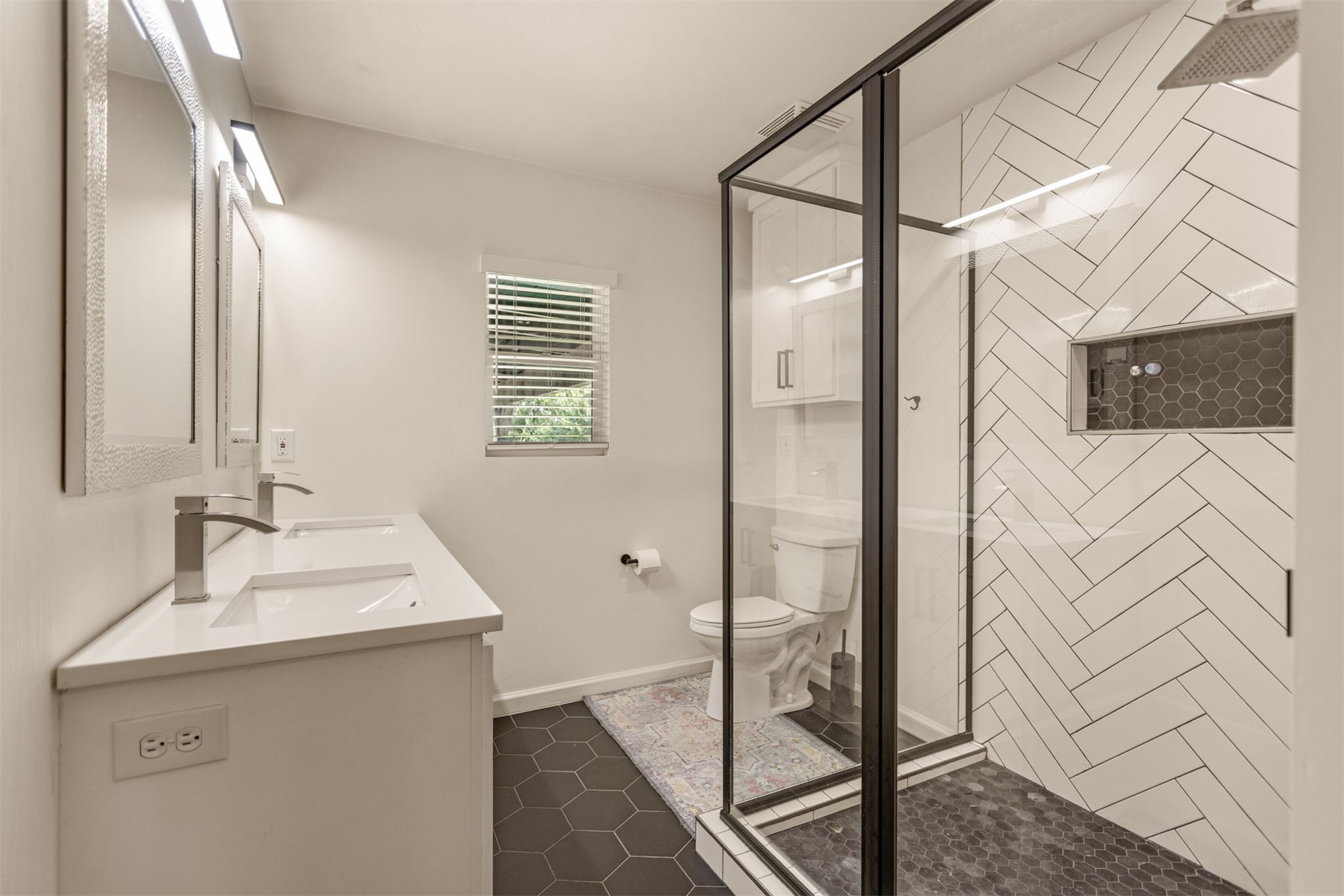 2879 S Gary Avenue Property Photo 42