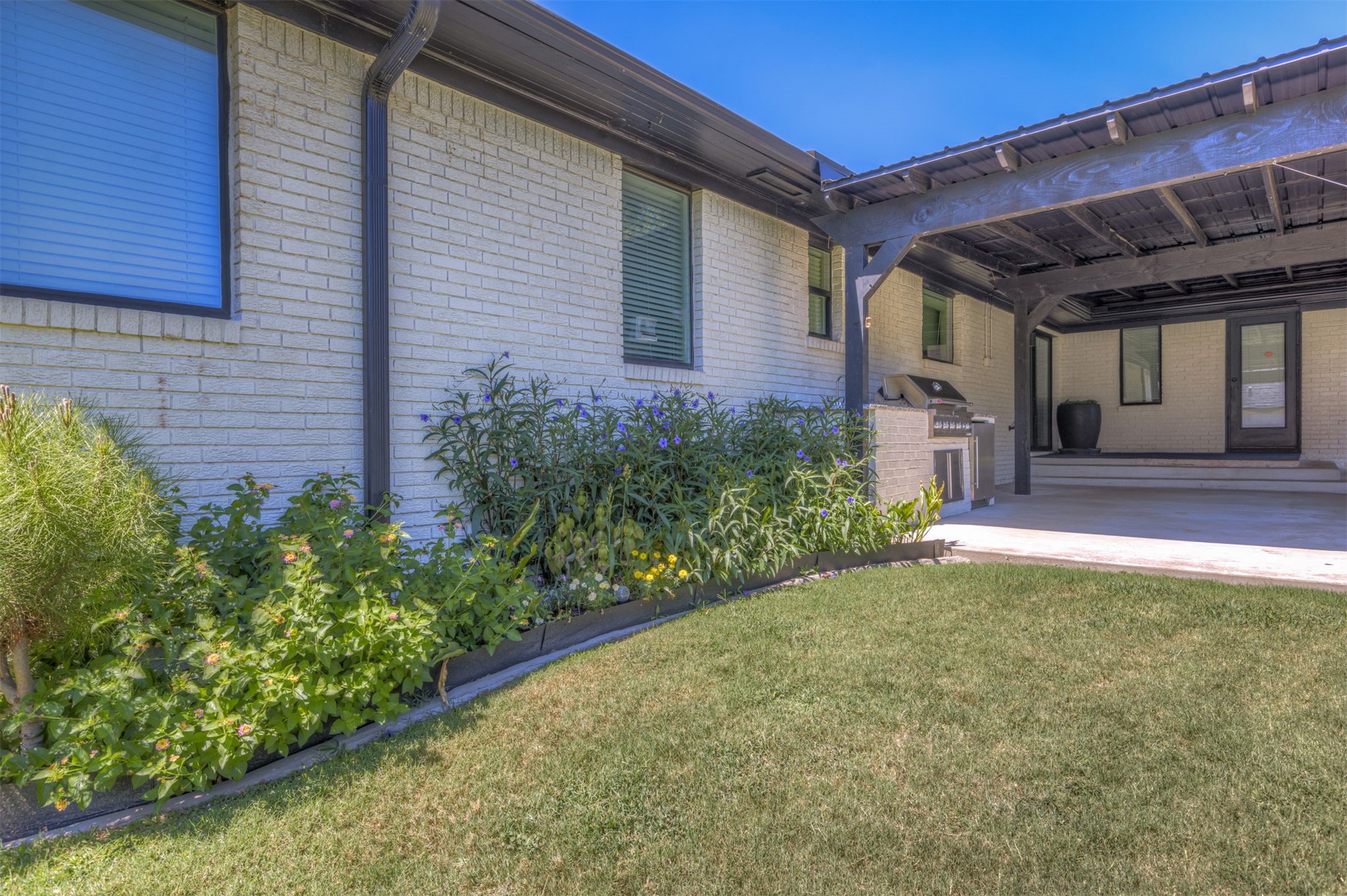 2879 S Gary Avenue Property Photo 60