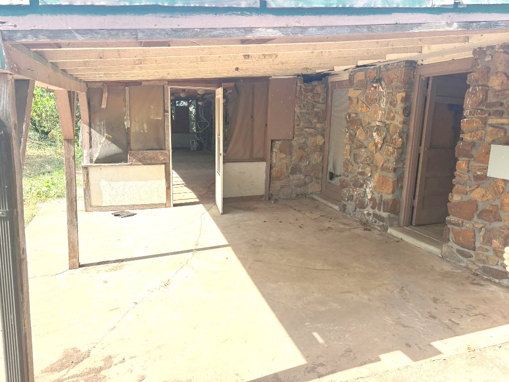 7500 S 4050 Road Property Photo 5