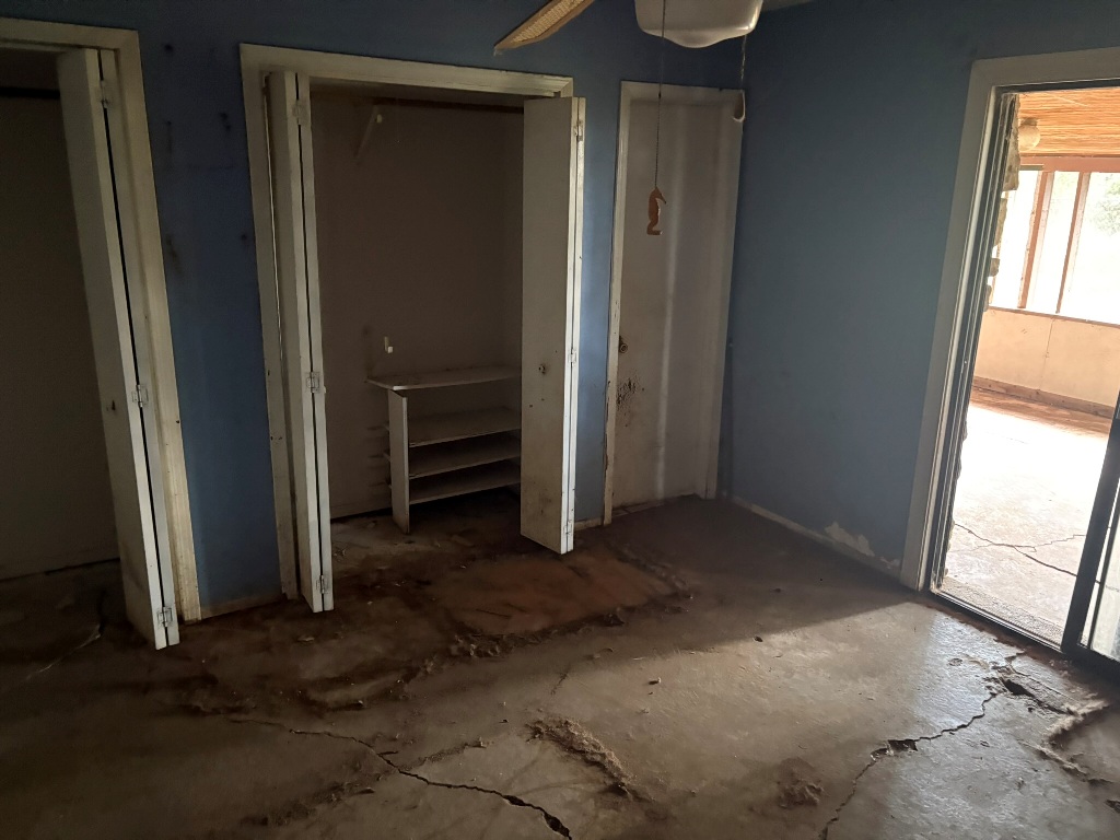 7500 S 4050 Road Property Photo 8