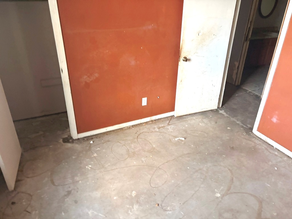 7500 S 4050 Road Property Photo 10