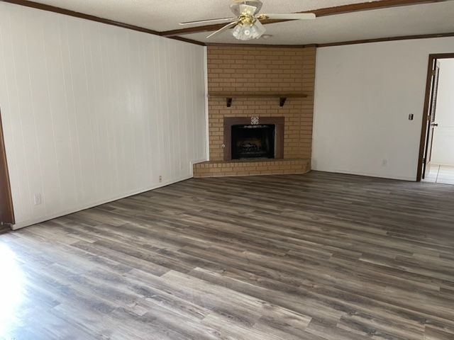 7815 E 77th Place Property Photo 8