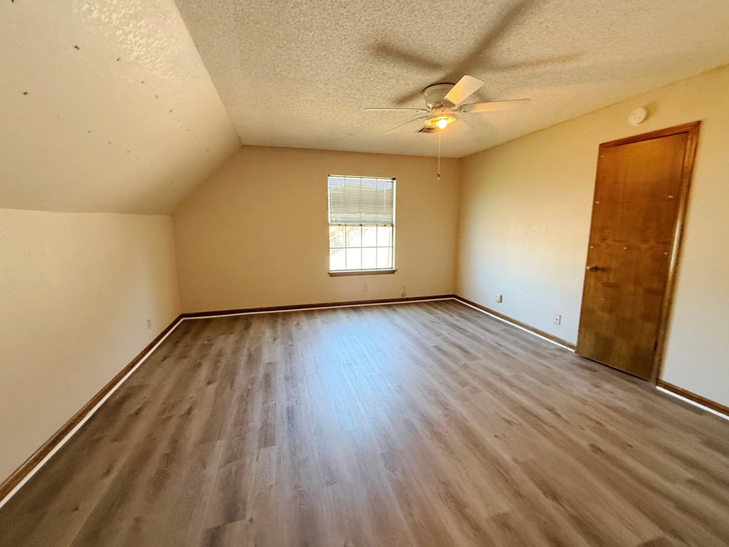 6421 S 111th East Avenue Property Photo 11