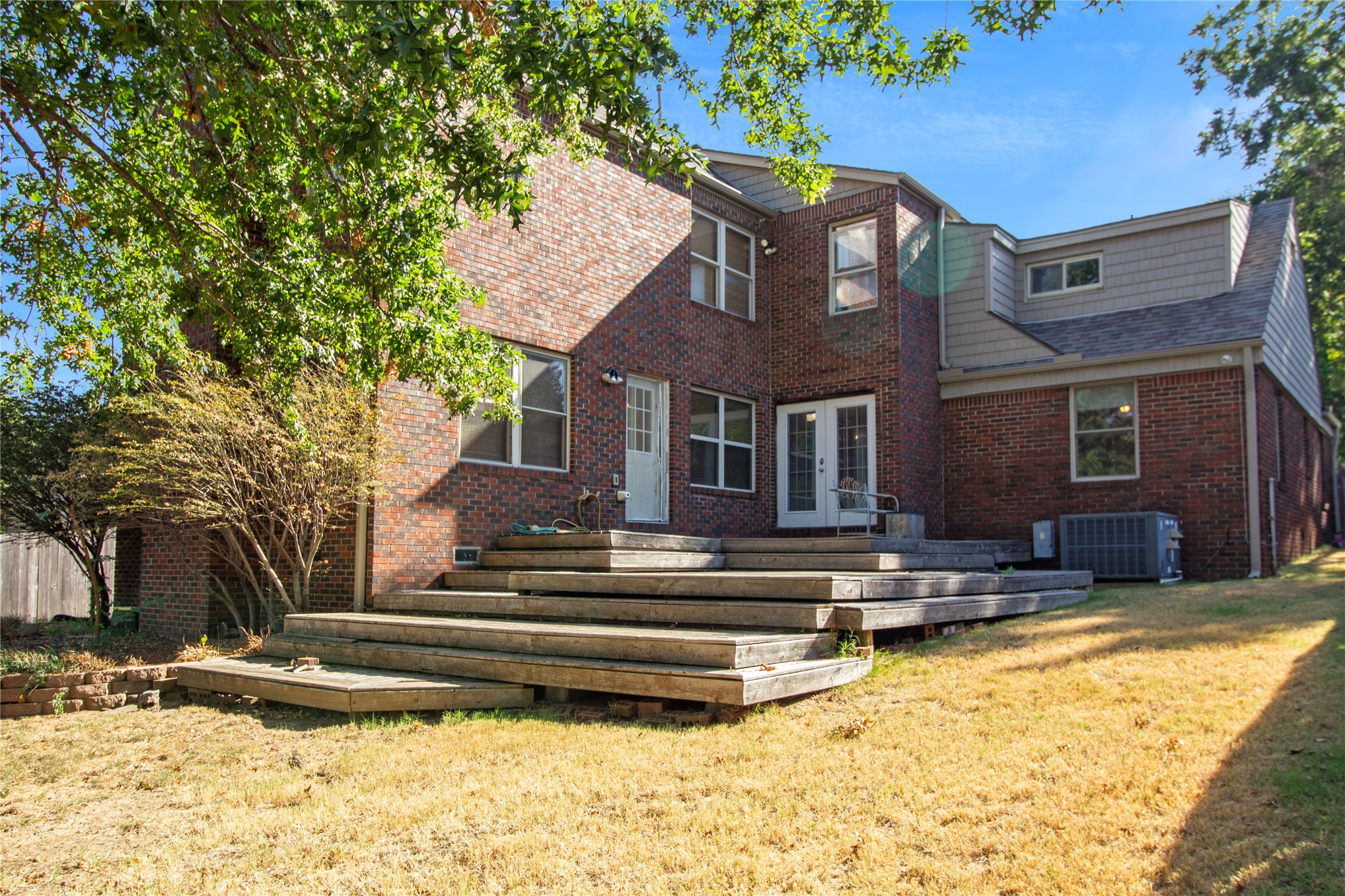 1440 S Marion Avenue Property Photo 28