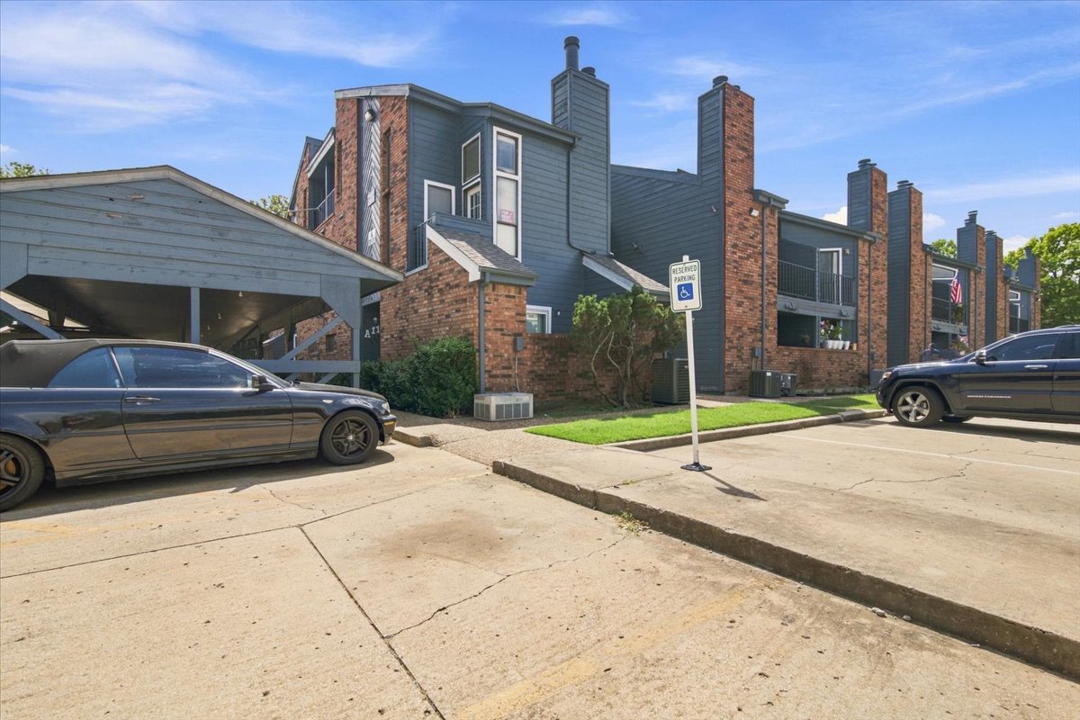 6737 S Peoria Avenue A115 Property Photo 1