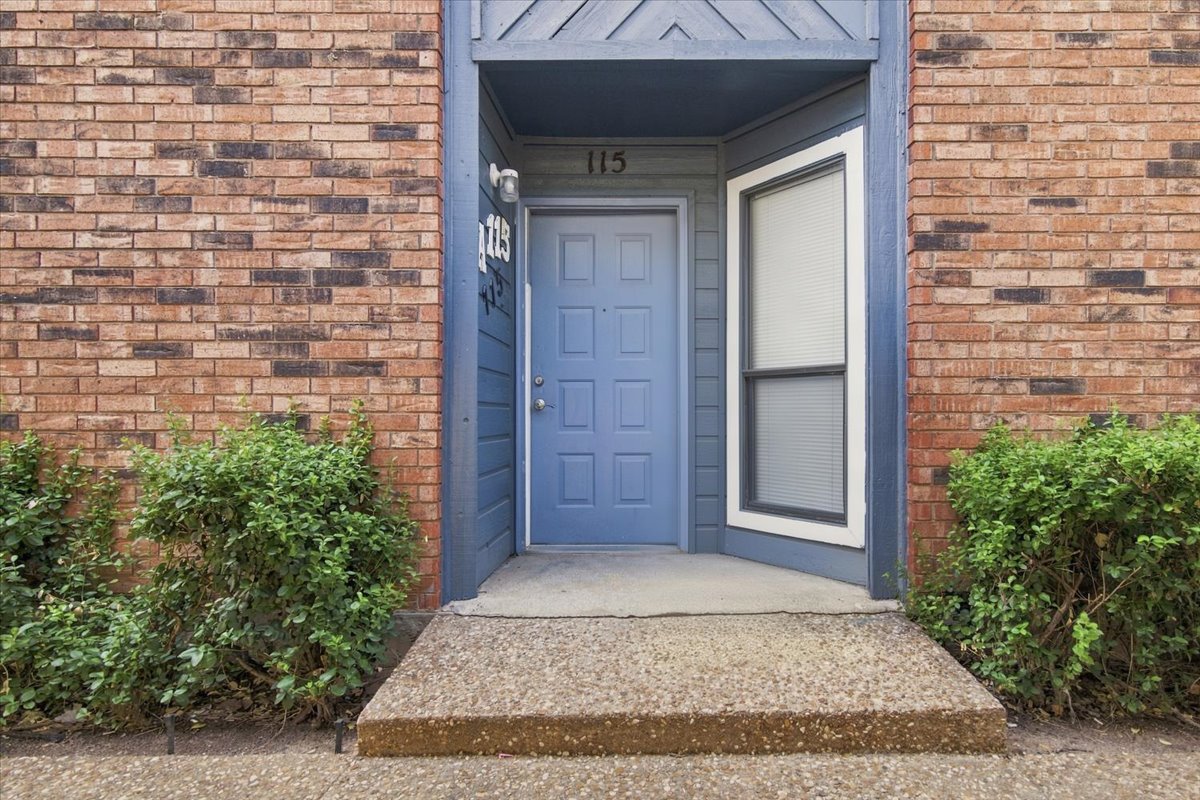 6737 S Peoria Avenue A115 Property Photo 2
