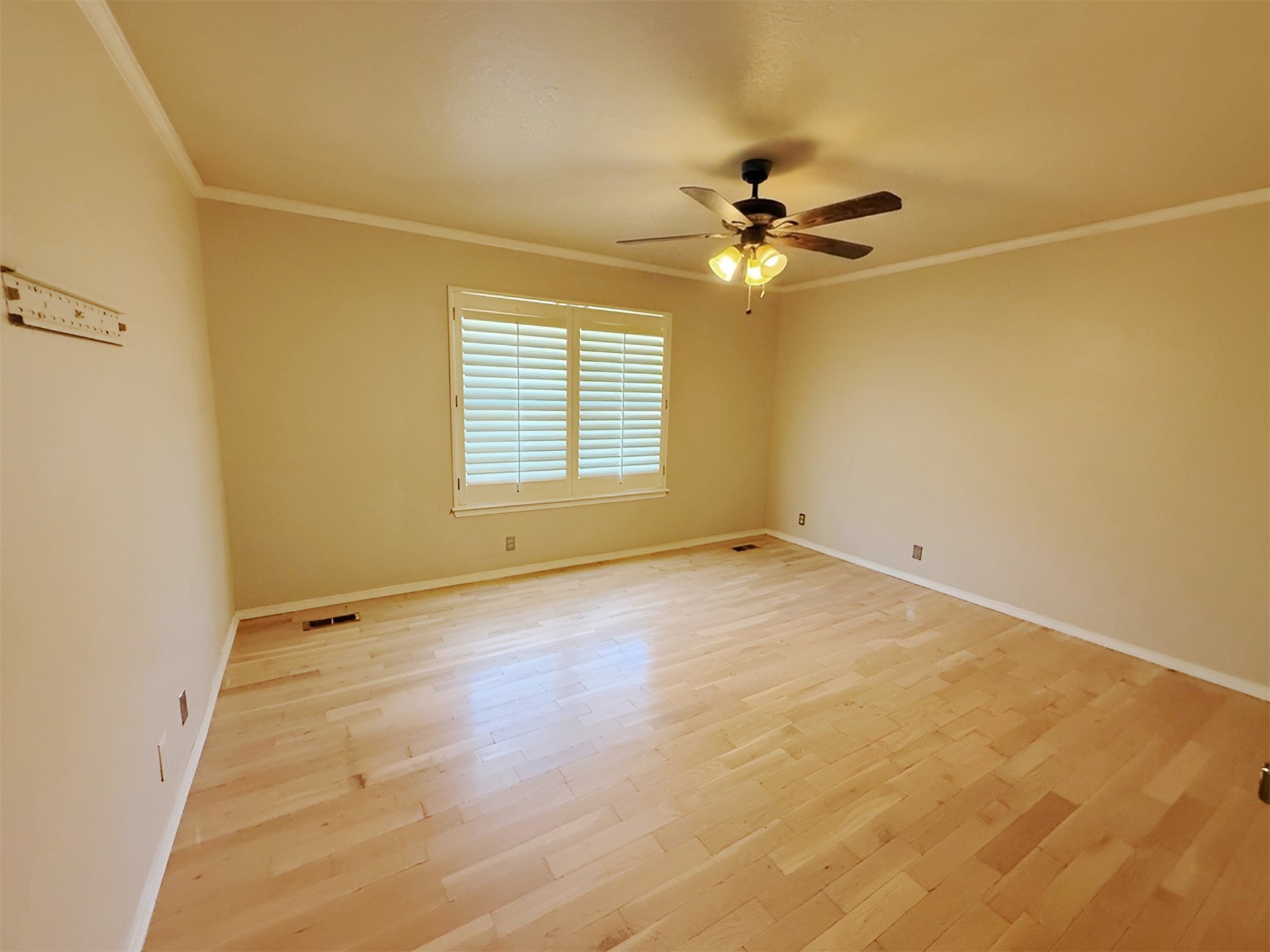 6524 S 66th East Avenue Property Photo 9
