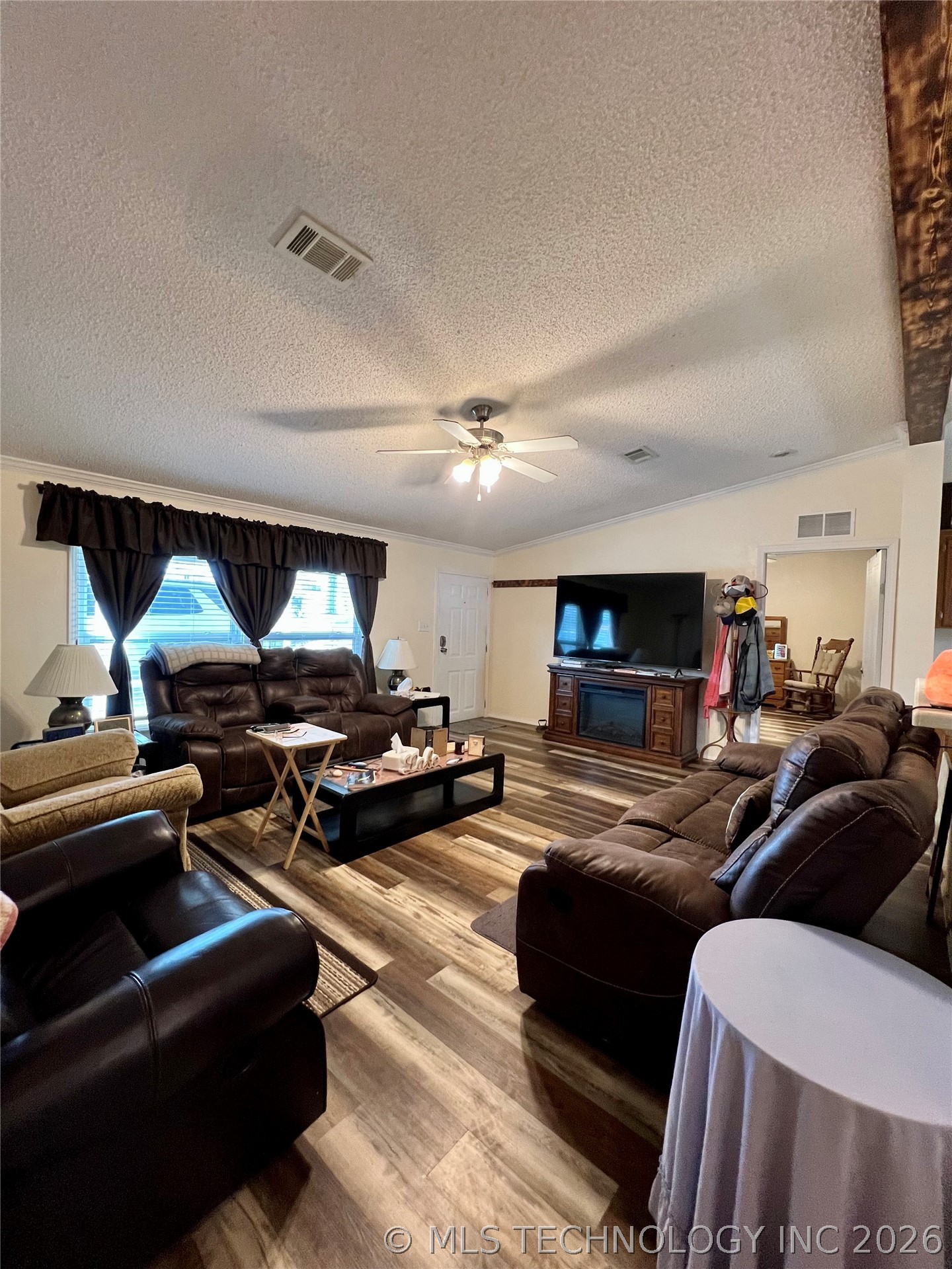 8150 Peaceful Lane Property Photo 9