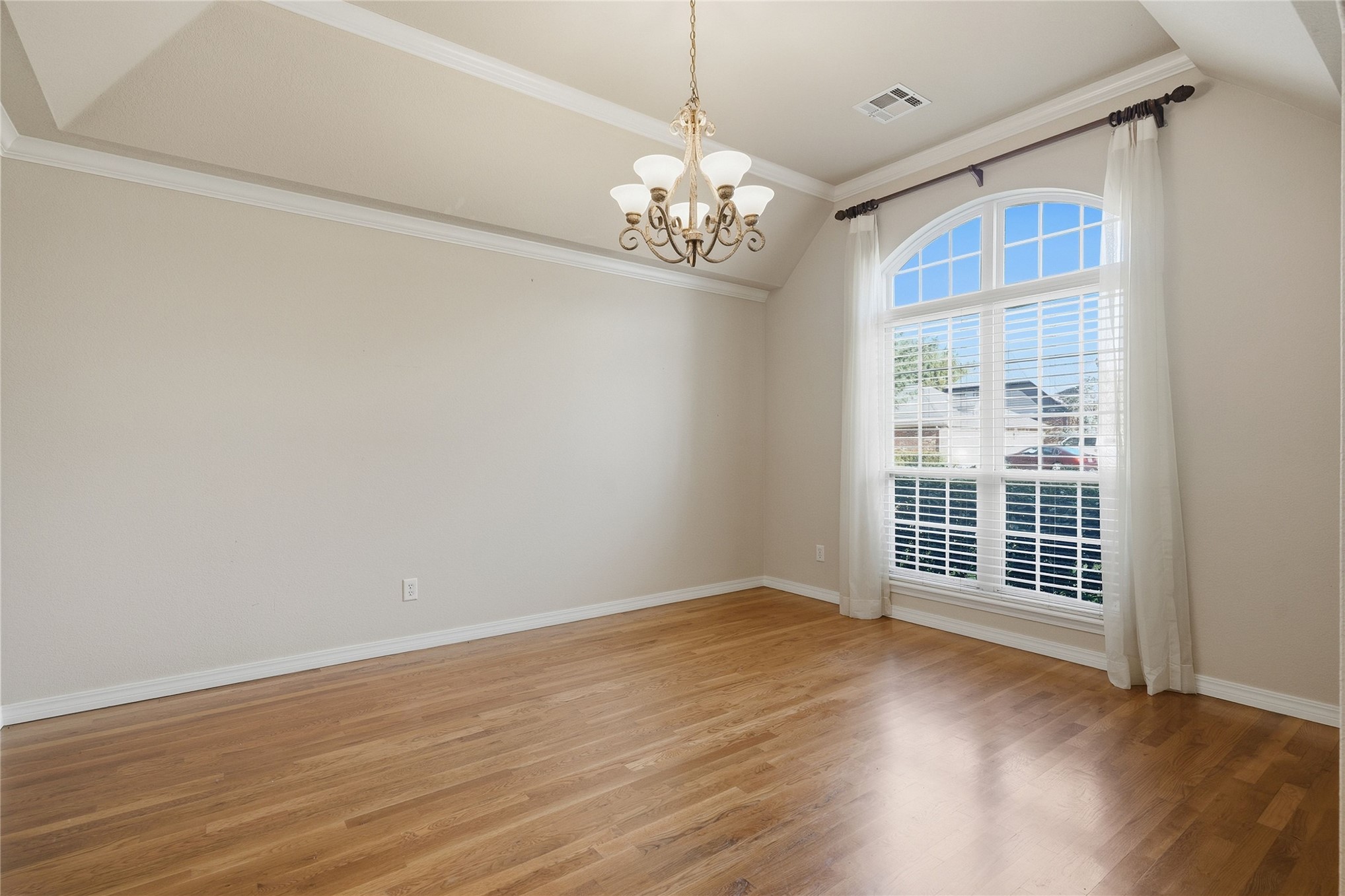 4129 W Fulton Street Property Photo 14