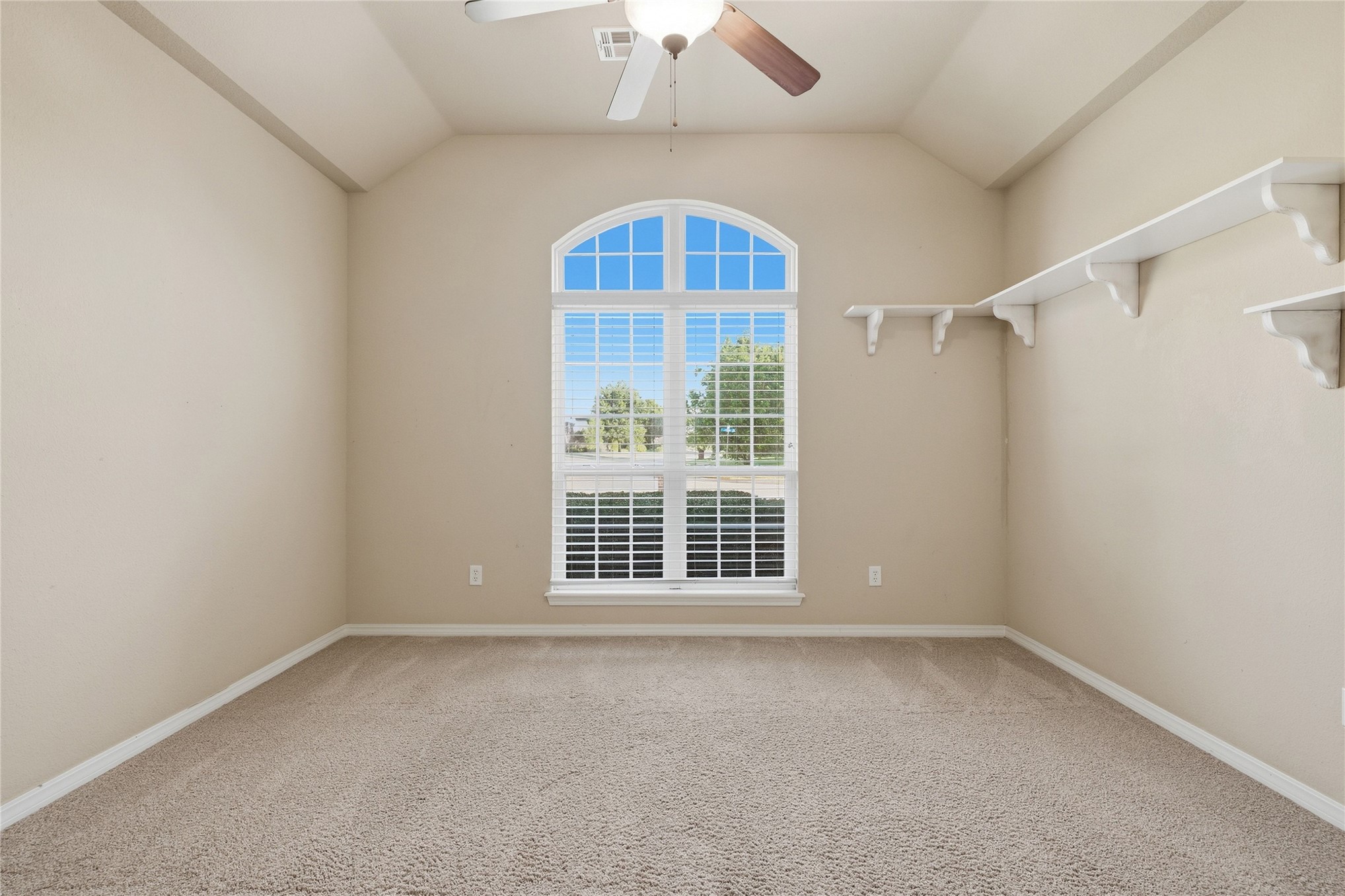 4129 W Fulton Street Property Photo 35