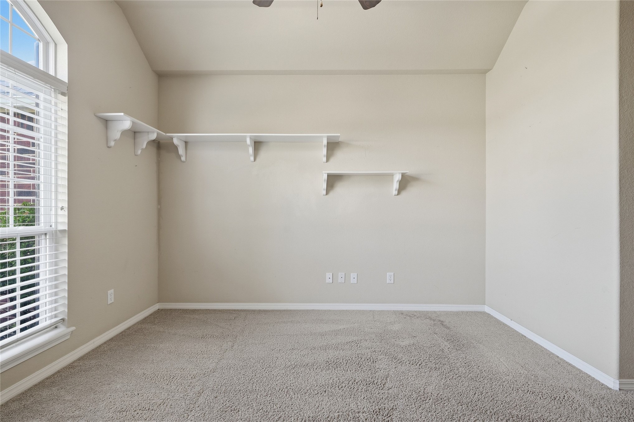 4129 W Fulton Street Property Photo 37