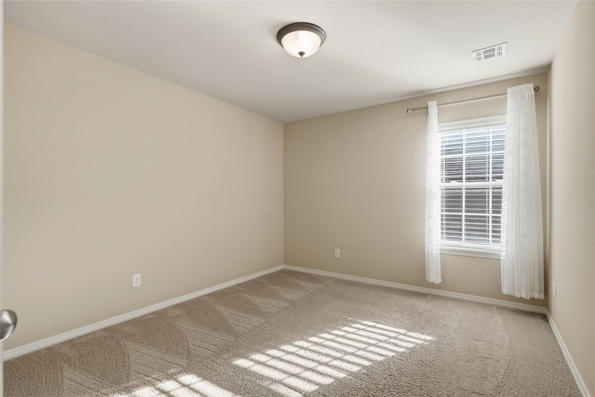 4129 W Fulton Street Property Photo 47