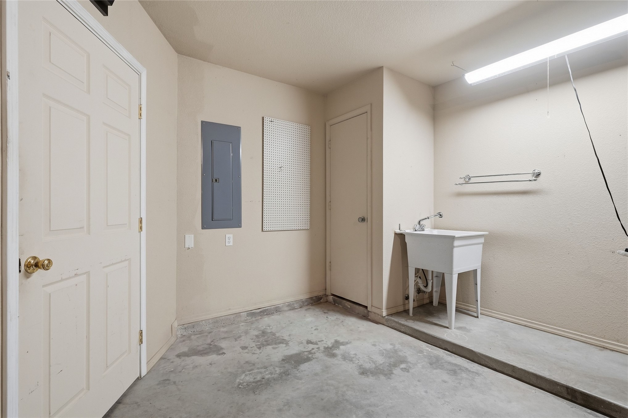 4129 W Fulton Street Property Photo 58