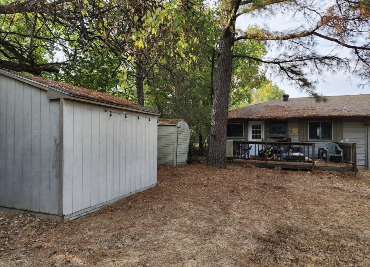 1210 E Duke Street Property Photo 4