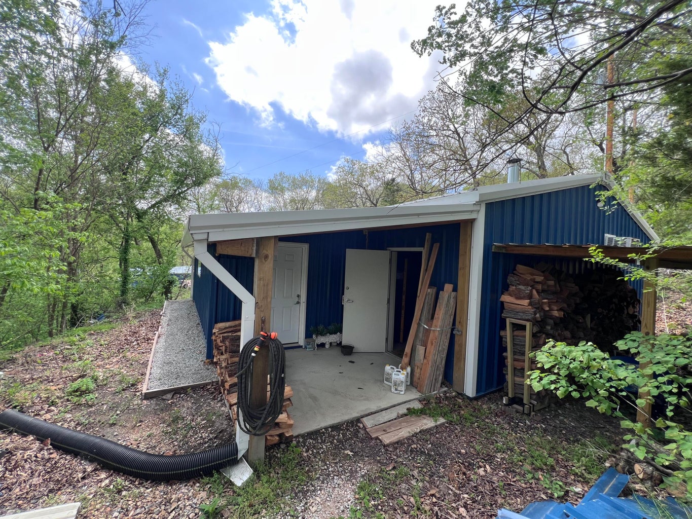 464 Lakeside Drive Property Photo 11