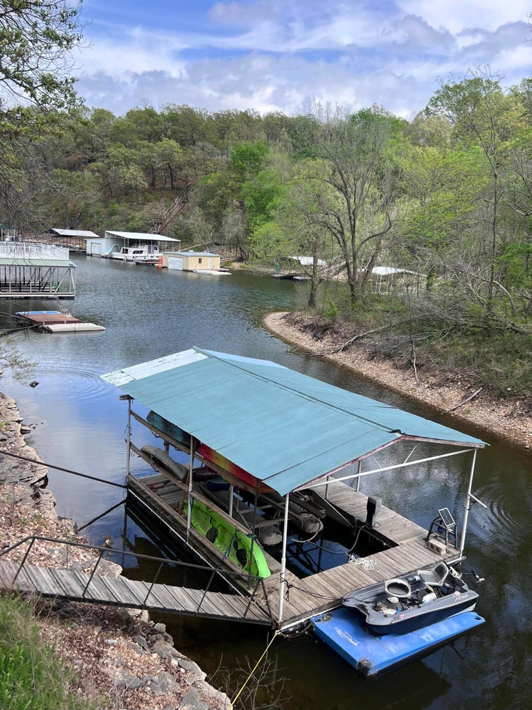 464 Lakeside Drive Property Photo 26
