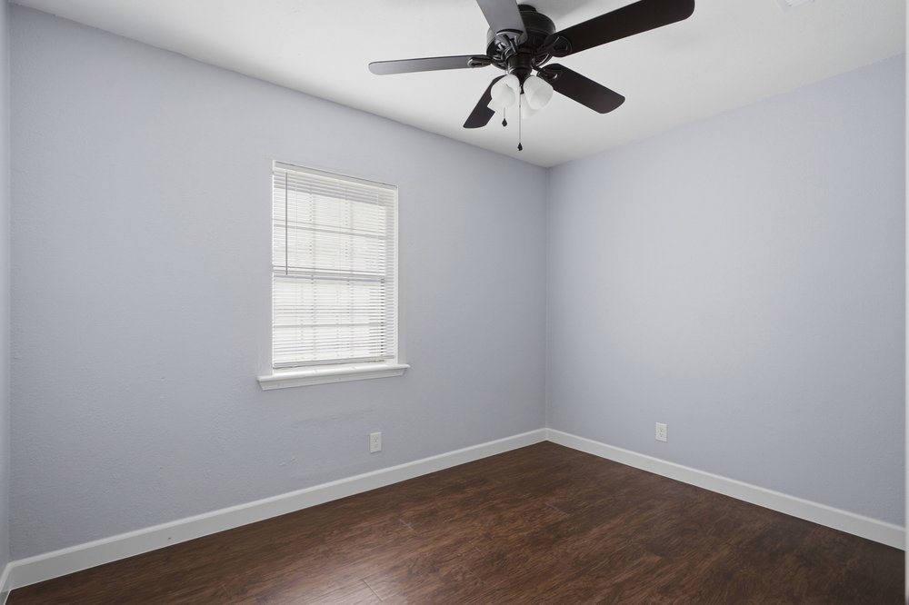 14399 S Poplar Street Property Photo 8