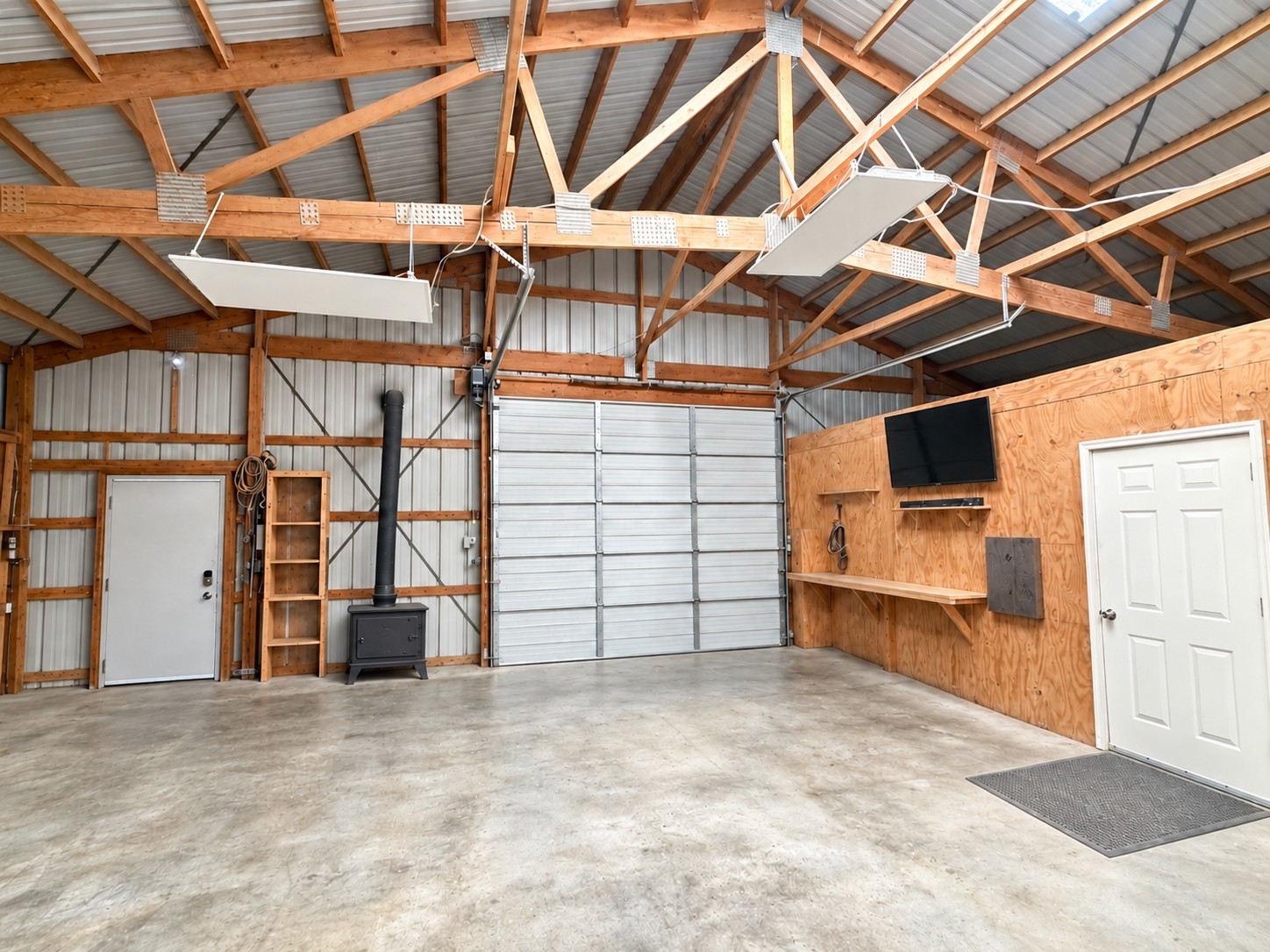 328 Hamilton Road Property Photo 7