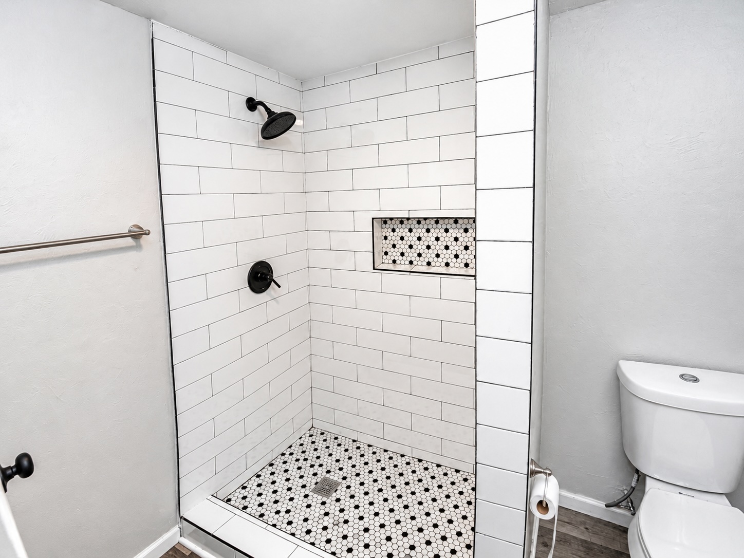 305 S Rosehill Avenue Property Photo 14