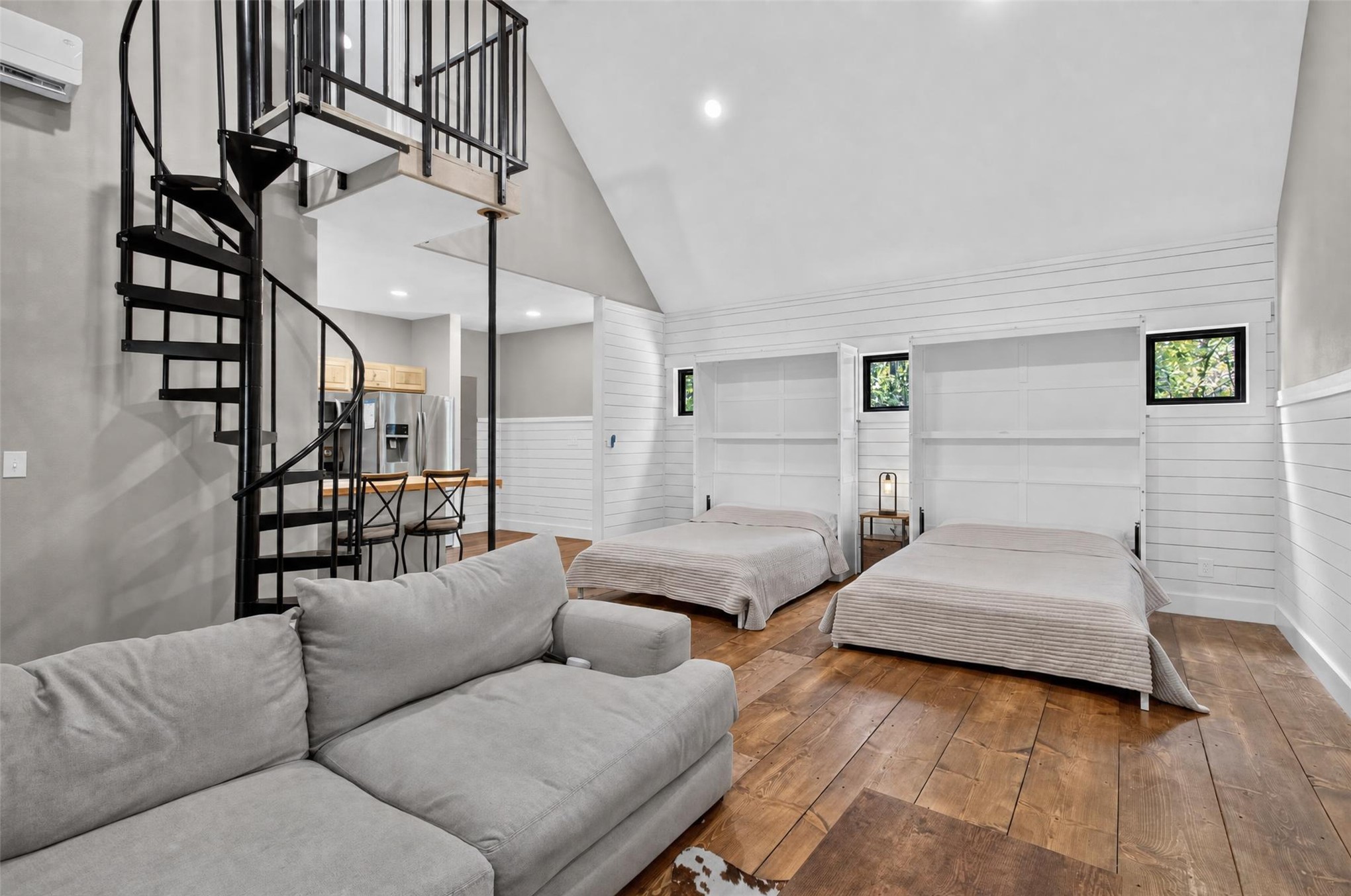 13063 E 403 Road Property Photo 4