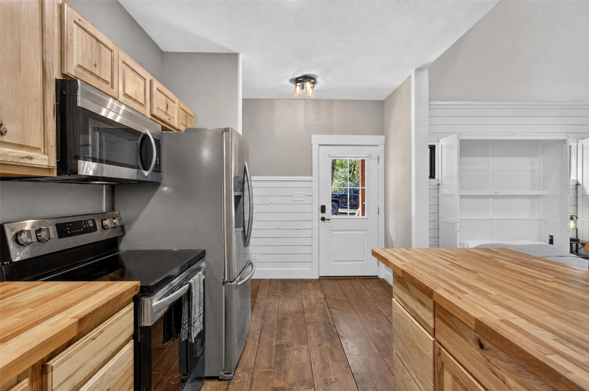 13063 E 403 Road Property Photo 5