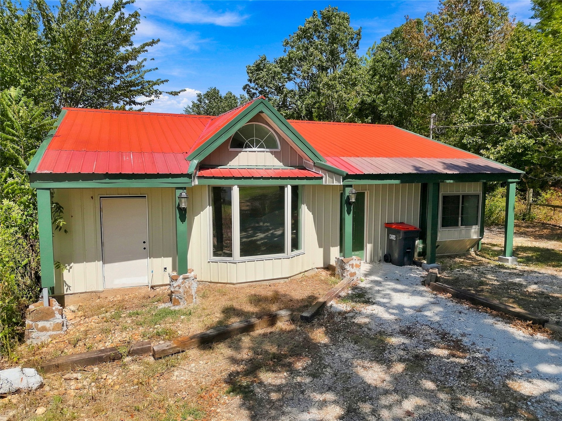 809 W Holt Property Photo 1