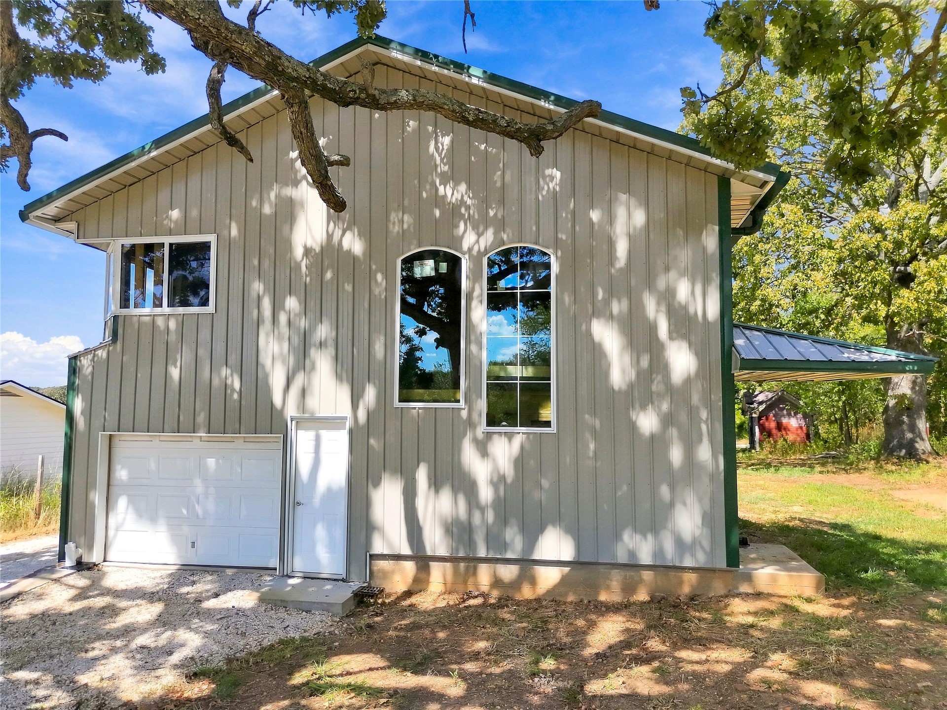 809 W Holt Property Photo 4