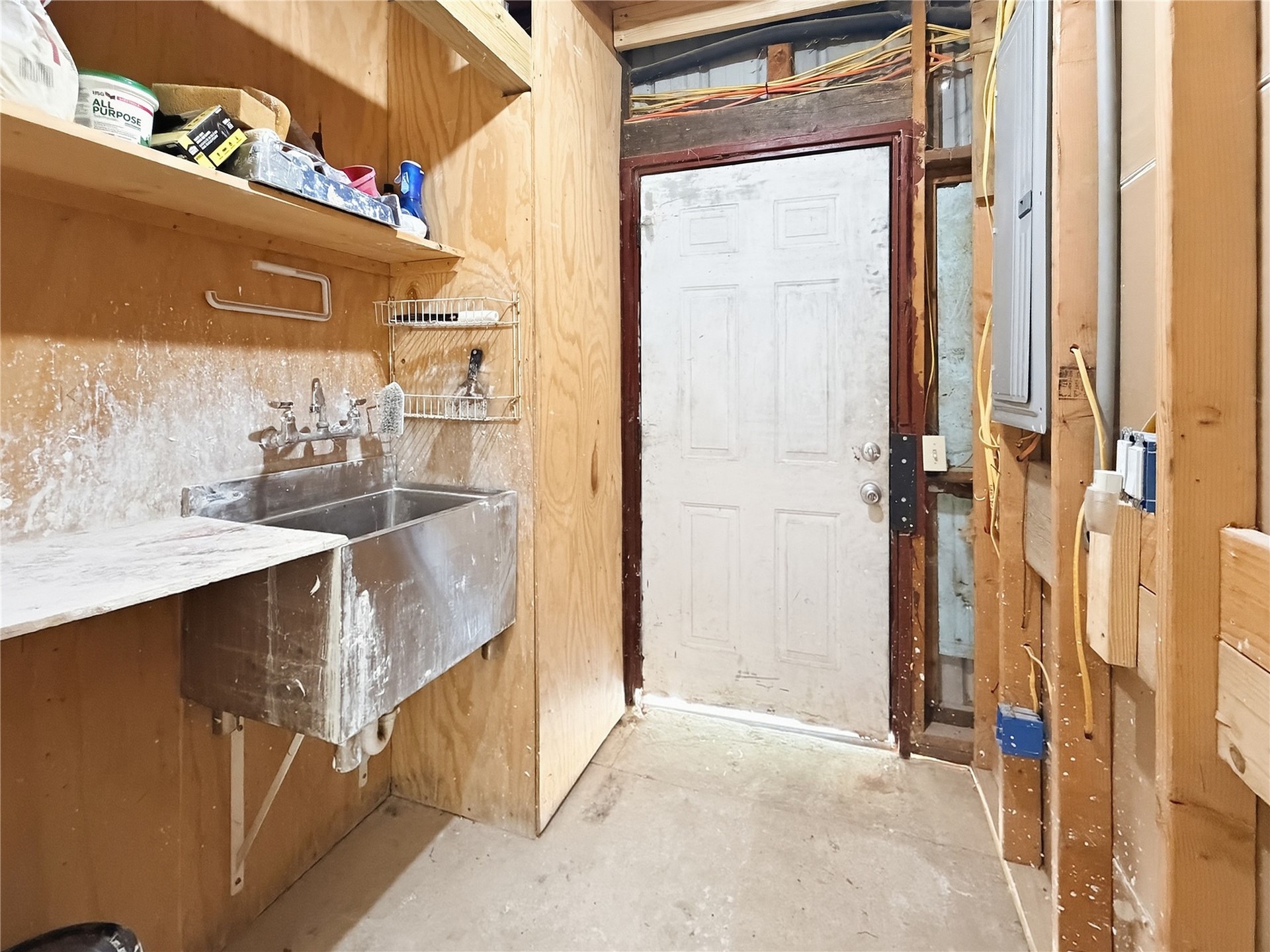 809 W Holt Property Photo 40