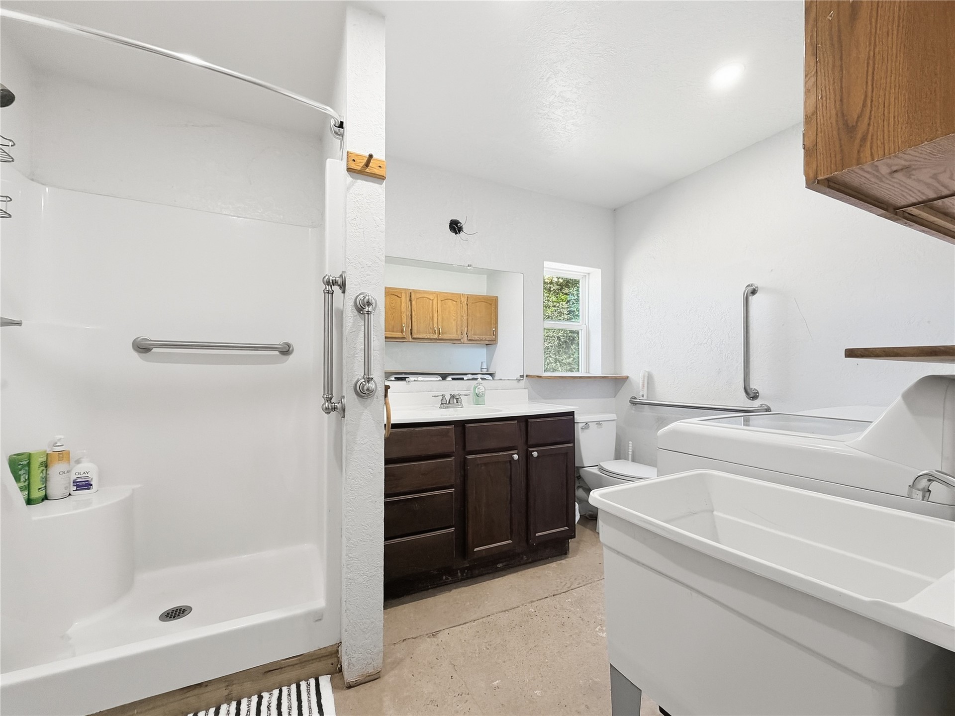 809 W Holt Property Photo 41