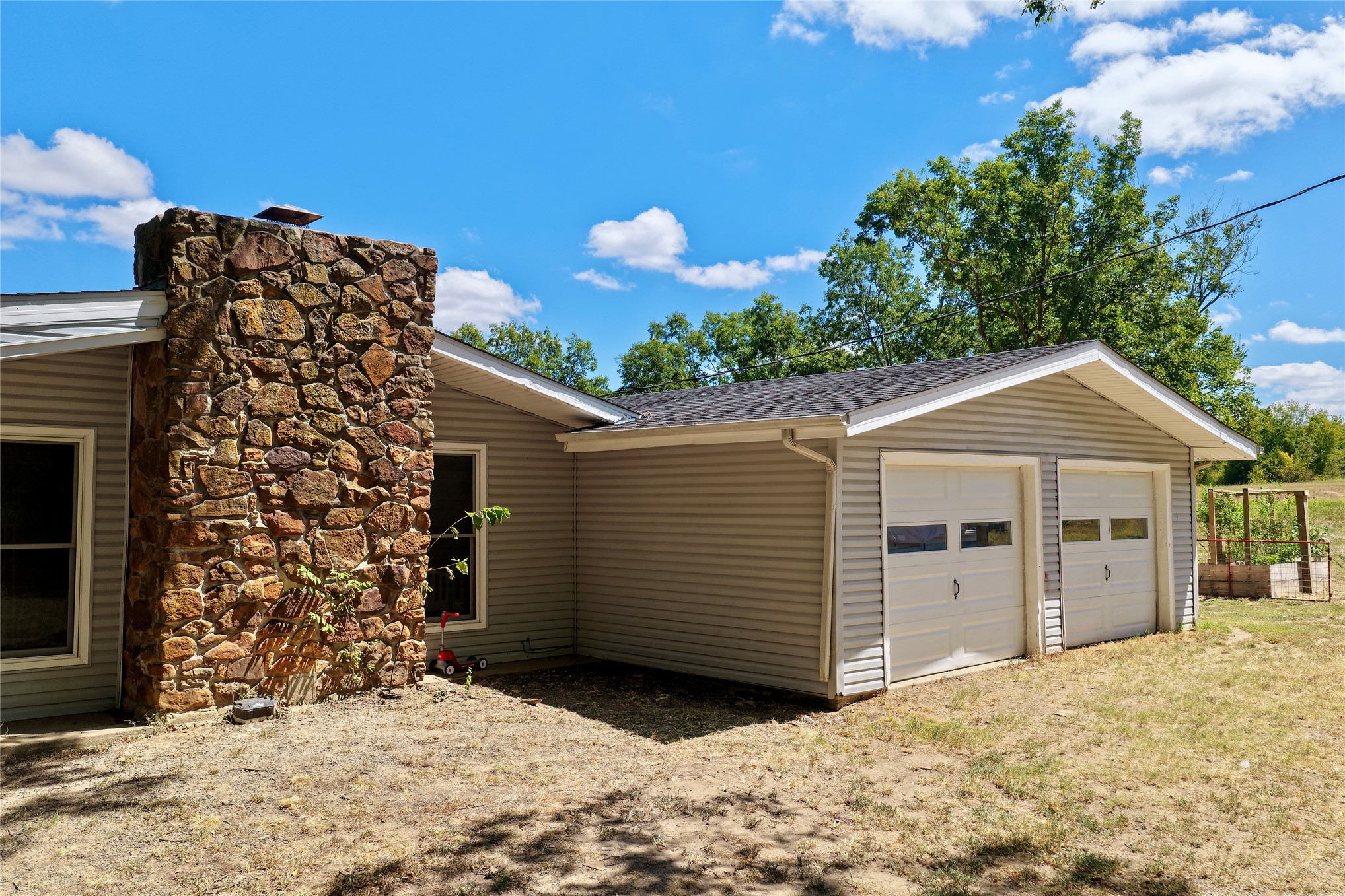 104 Hwy 56 Property Photo 4
