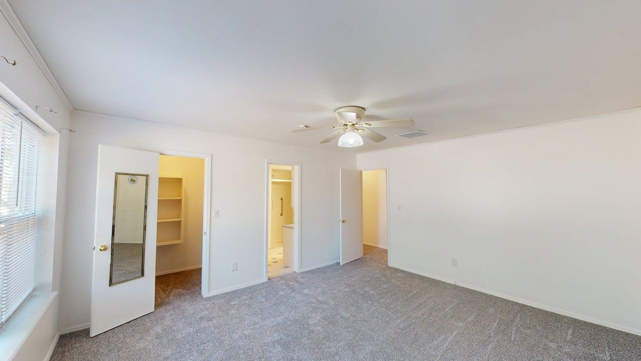 2621 S 89th East Avenue Property Photo 18