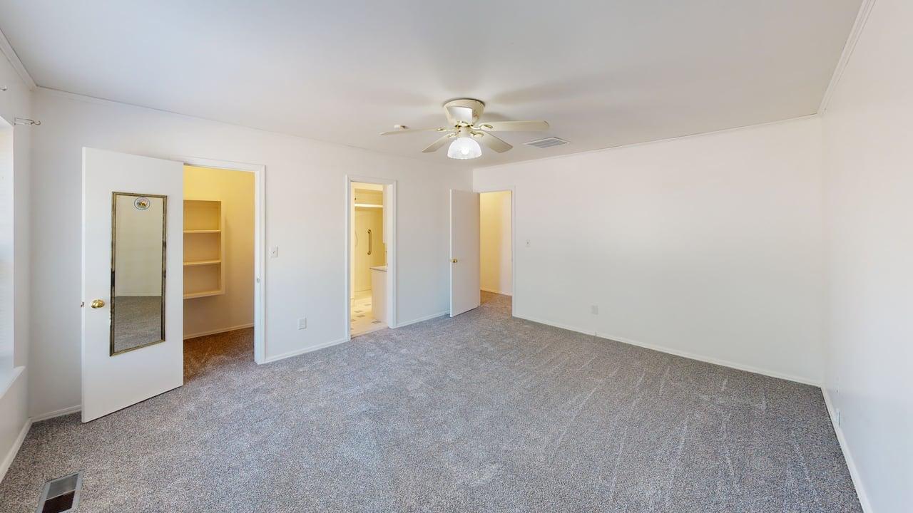 2621 S 89th East Avenue Property Photo 19